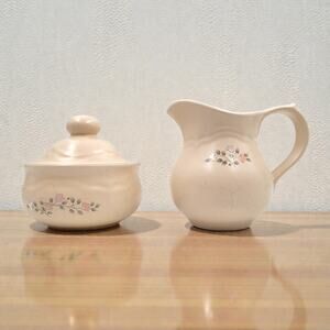 Pfaltzgraff Heirloom Creamer & Sugar Bowl w/ Lid Stoneware USA Vintage Floral